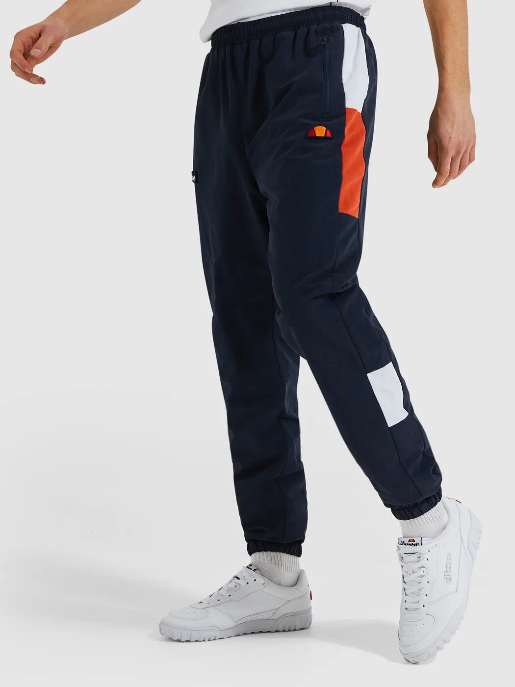 Штаны ellesse. Ellesse брюки мужские. брюки мужские adidas activated tech. спортивные штаны ellesse мужские. ellesse штаны трансформеры.