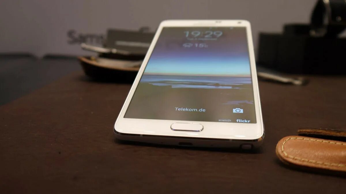 Note 4pda прошивка. Самсунг ноут 4 комплектация. samsung galaxy note 4 4pda. samsung galaxy note 4 camera. barometer samsung note 4.