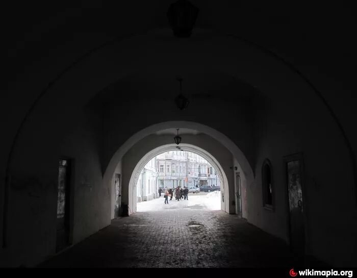 Ярославль - 3-6 мая 2017 (часть 16 - Первомайская улица: Знаменская башня и Храм
