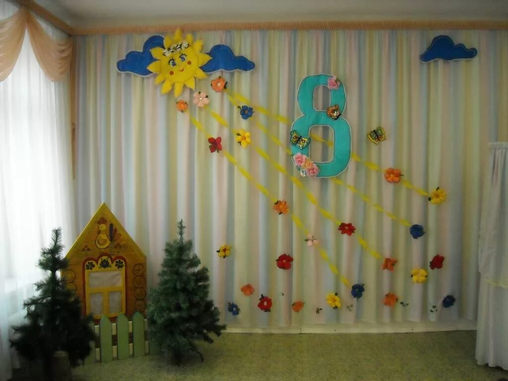 музыкальный зал в детском саду. украшение музыкального зала. украшение зала на выпускной в детском саду. украшение музыкального зала на выпускной в детском саду.