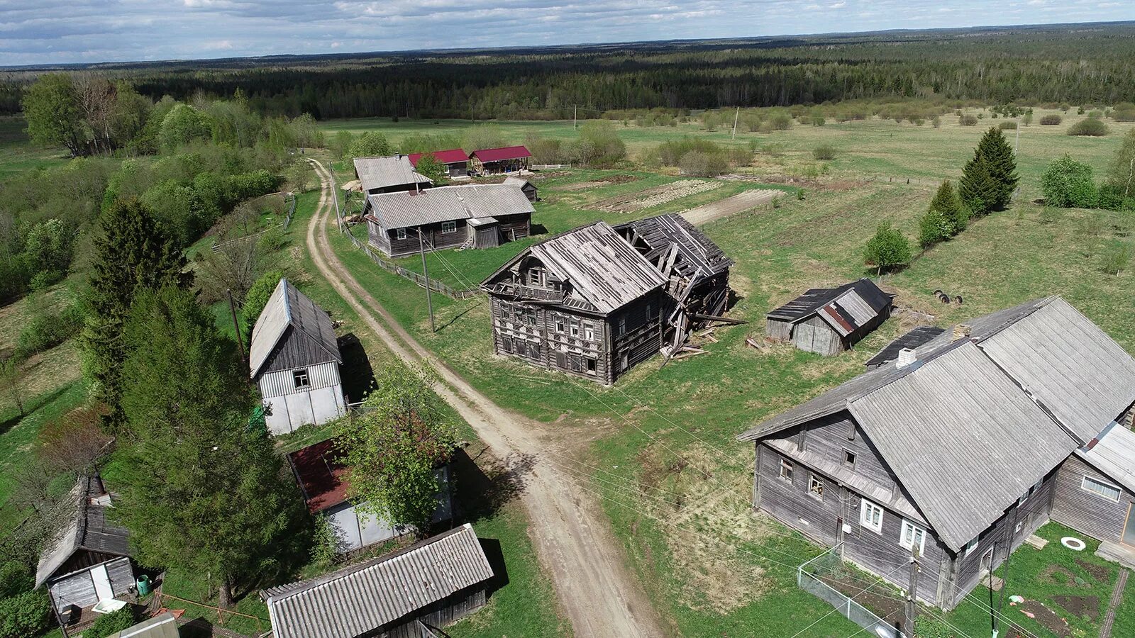 Дом в деревне карелия. Деревня большая сельга карелия. большая сельга олонецкий район. деревня большая сельга олонецкий район. дом дубровина большая сельга.