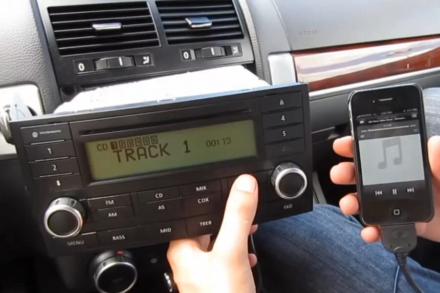 How to activate Bluetooth Audio on the VW RCD310 radio - YouTube
