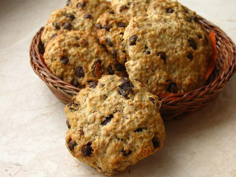 Crispy Oatmeal Raisin Cookies - Belle Vie Recipe Cookie recipes oatmeal raisin, 