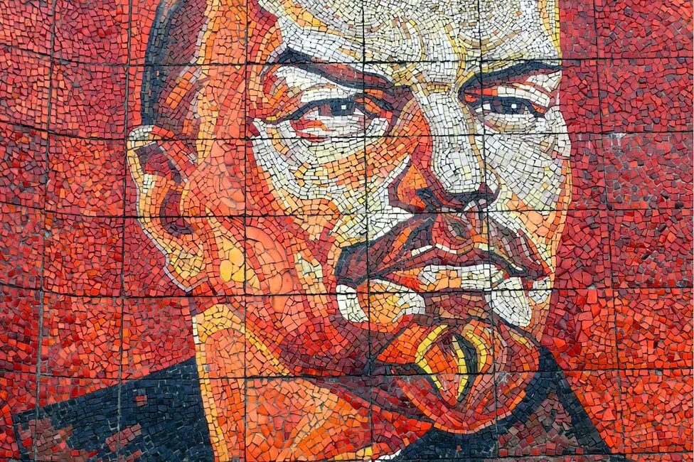Какой ученый изображен на мозаике 2 века. Какой ученый изображен на мозаике 2 века