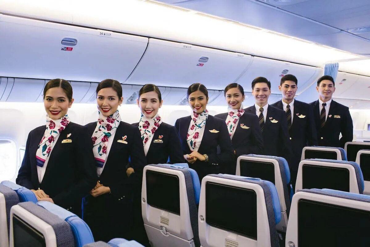 Купить билеты на самолет ай флай. Авиакомпания Philippine Airlines. IFLY Airlines самолеты. Стюардессы Philippine Airlines. Philippines Airlines a350.