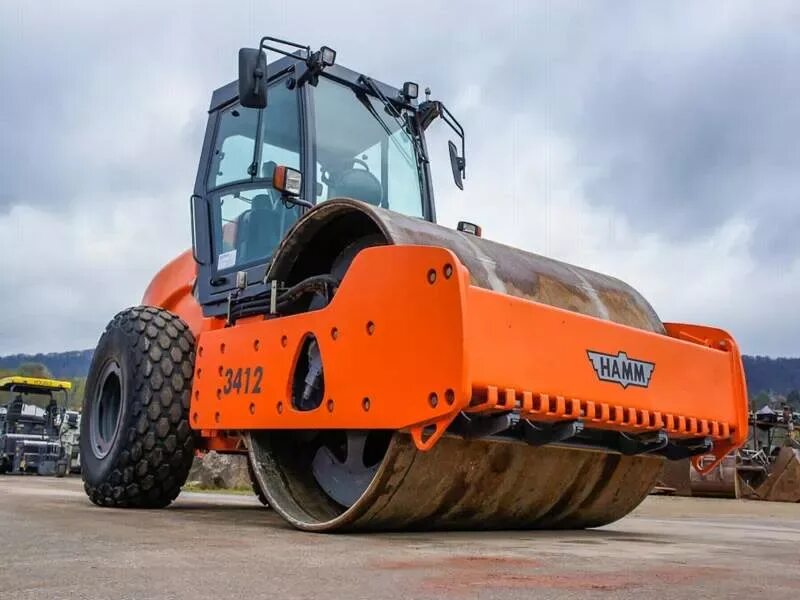 Каток hamm 3410. Каток 12 тонн. Каток xcmg xs123. Каток 12 тонн. Каток 300кг.