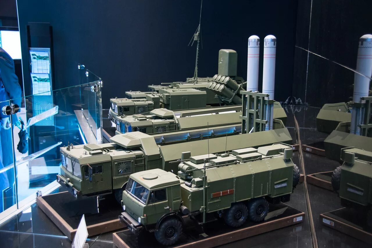 Авто береговой. К-300п "Бастион-п". Ракетный комплекс Бастион ракета. ОТРК Бастион к300п. Зенитный ракетный комплекс Бастион.