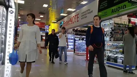 Закроют ли завтра торговые центры