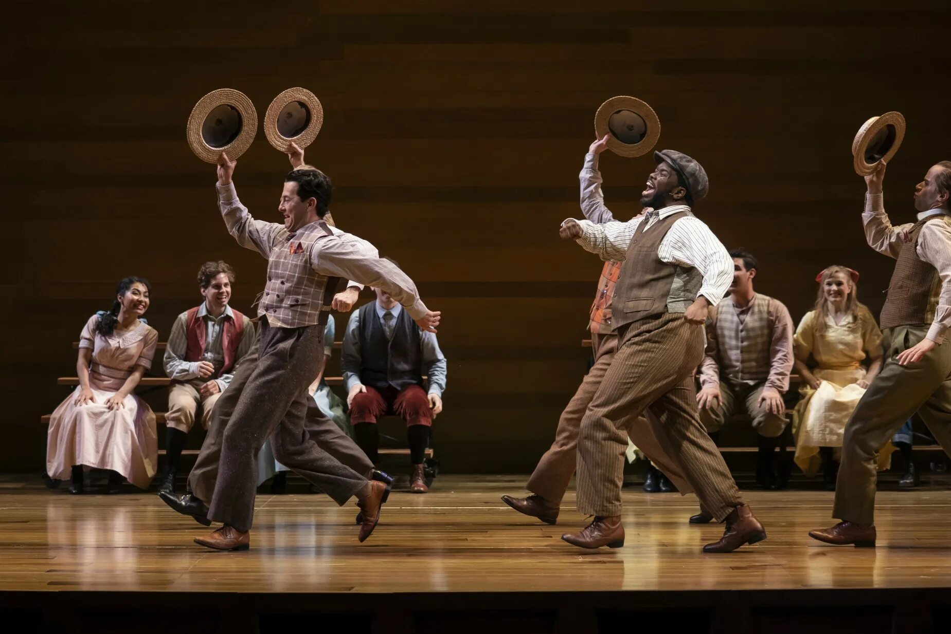 The theatre men. The Greening man мюзикл. "The Music man" (1962 год). The Grinning man Musical Barkelfedro.