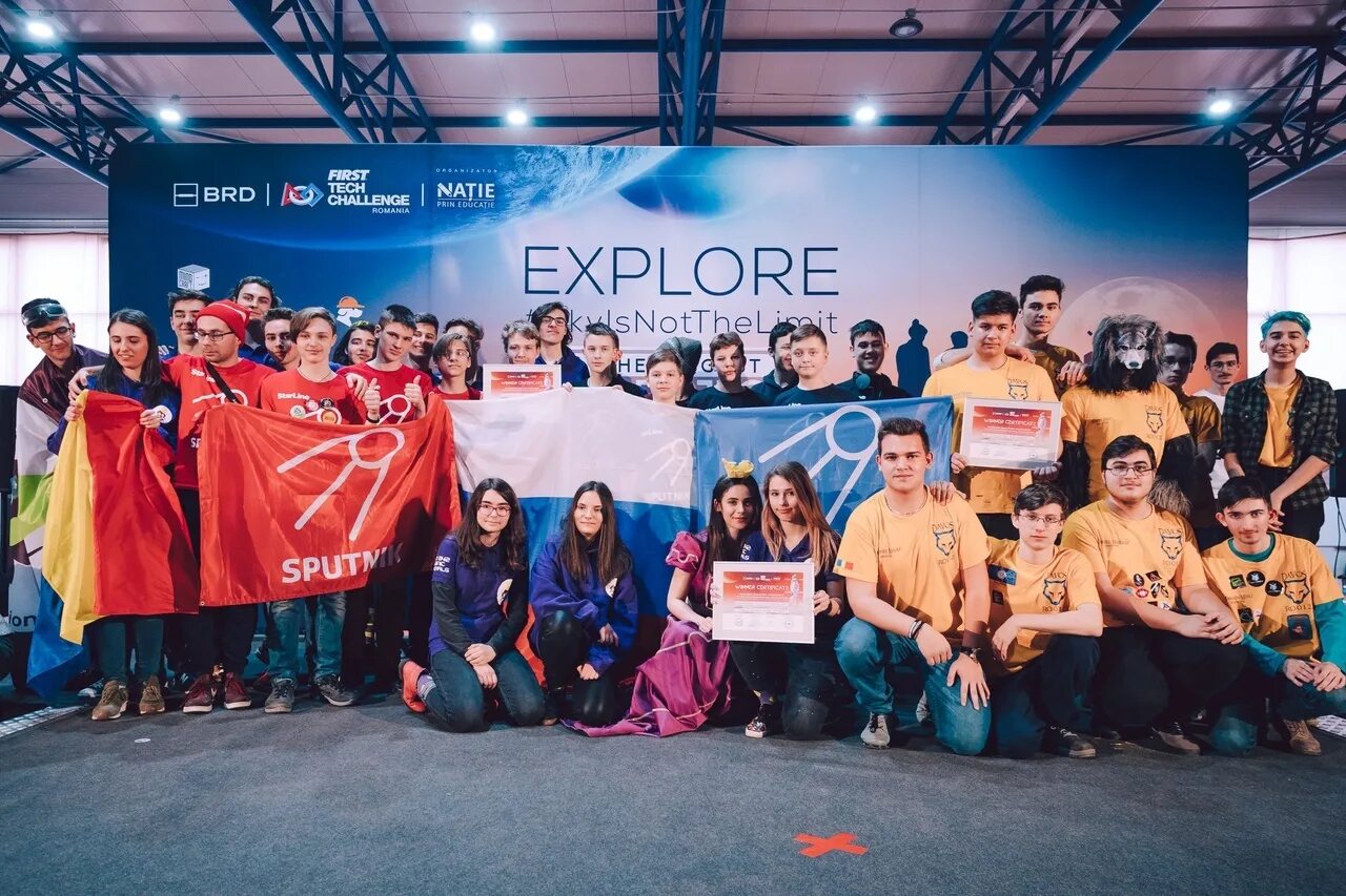 Tech challenge. First tech challenge. first tech challenge эмблема. first tech challenge russia. a1tech group.