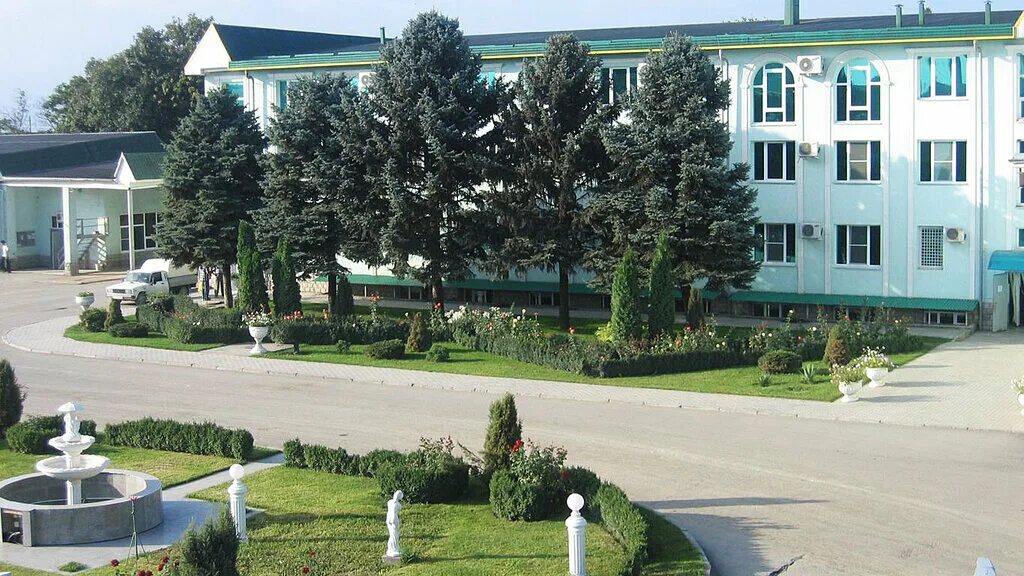 Профи прохладный. Риал прохладный. завод риал прохладный. город прохладный. спиртзавод прохладный.