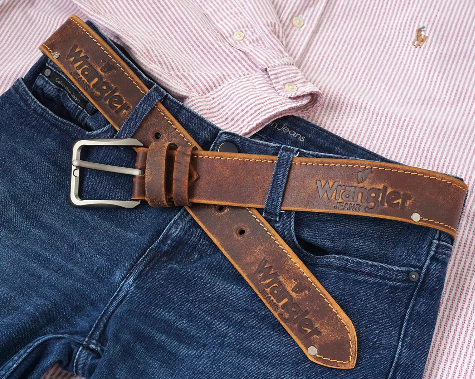 What Belt Should You Wear With Jeans?