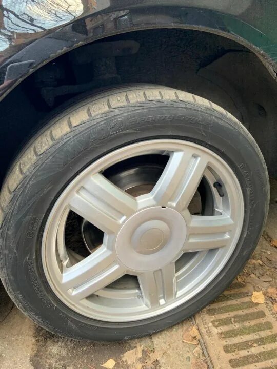 Хранение грузовых шин. Шины кчр. Автошина 668 constancy. Резина грязевая мт на уаз 514. Резина.