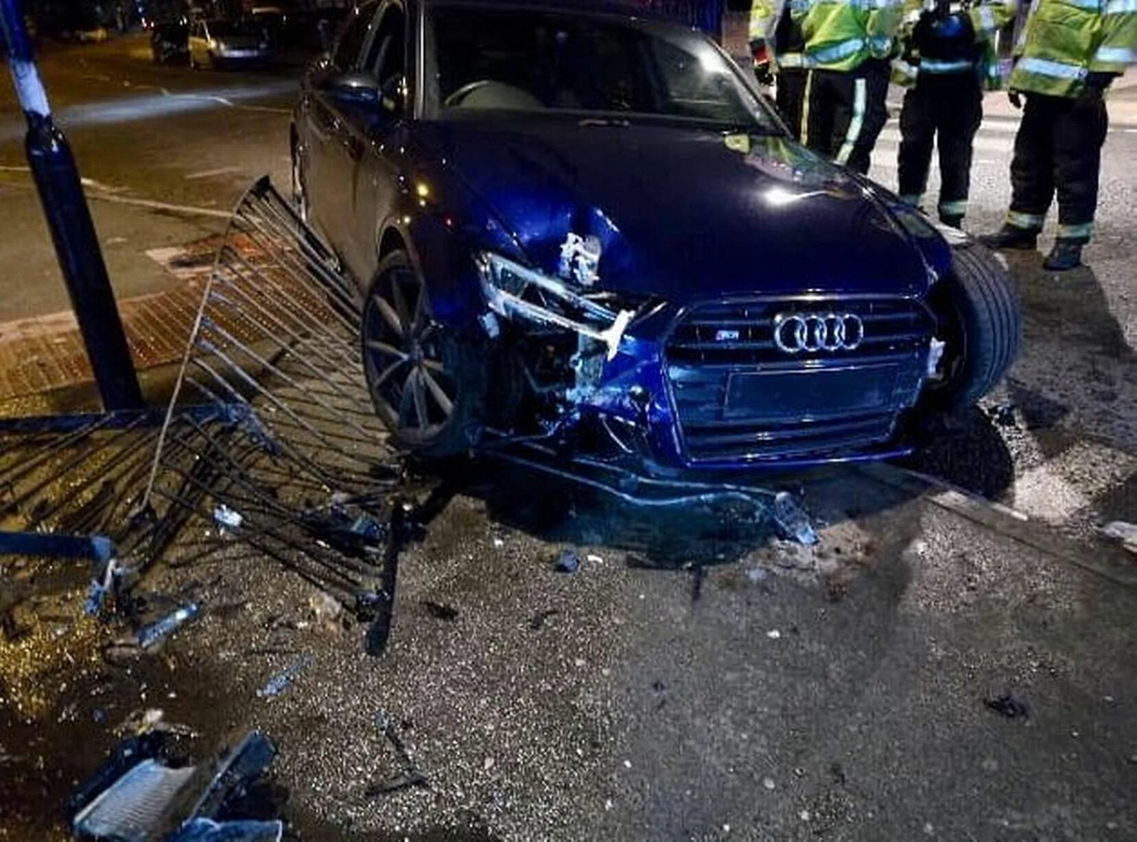 Audi rs6 crash 300. Rs6 crash 300. Audi rs6 evotech. Rs6 crash 300. Audi rs6 c6 sedan.