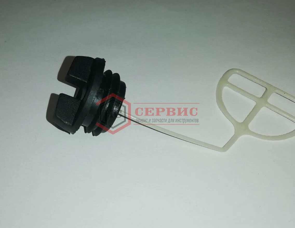 Сапун бензопилы штиль 250. Резинка маслобака бензопила. Маслобак сапун. Пробка бензобака для stihl-361. Маслобак сапун.