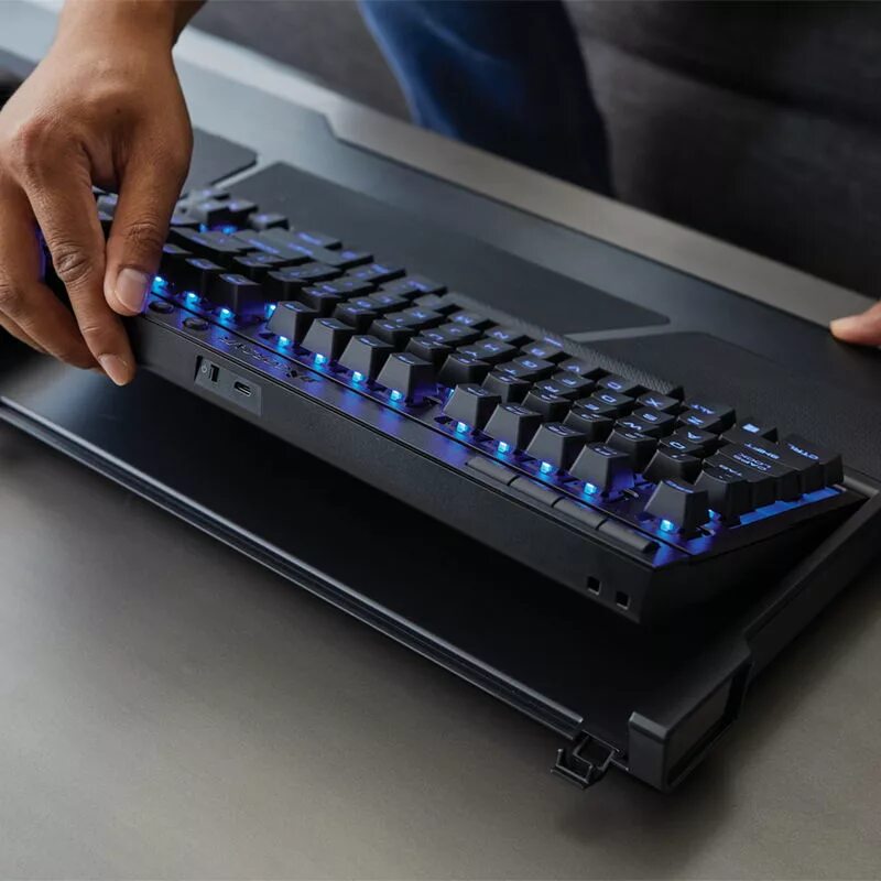 Corsair k63. Corsair k63 Red. K63 Lapboard. Corsair k60 Pro. Корсаир