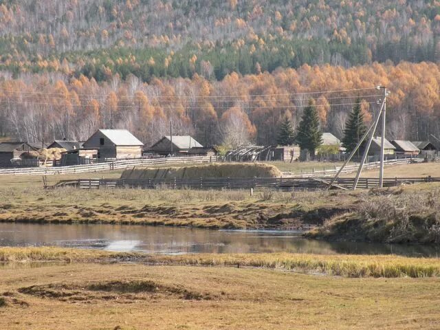 Бохан поселок. Деревня вершина иркутская область боханский район. село вершина боханский район. село тихоновка иркутская область.