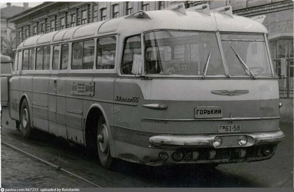 Первый автобус нижний. Икарус-Люкс 55 СССР. Икарус 55. Ikarus 55 в СССР. Автобусы Икарус в СССР.