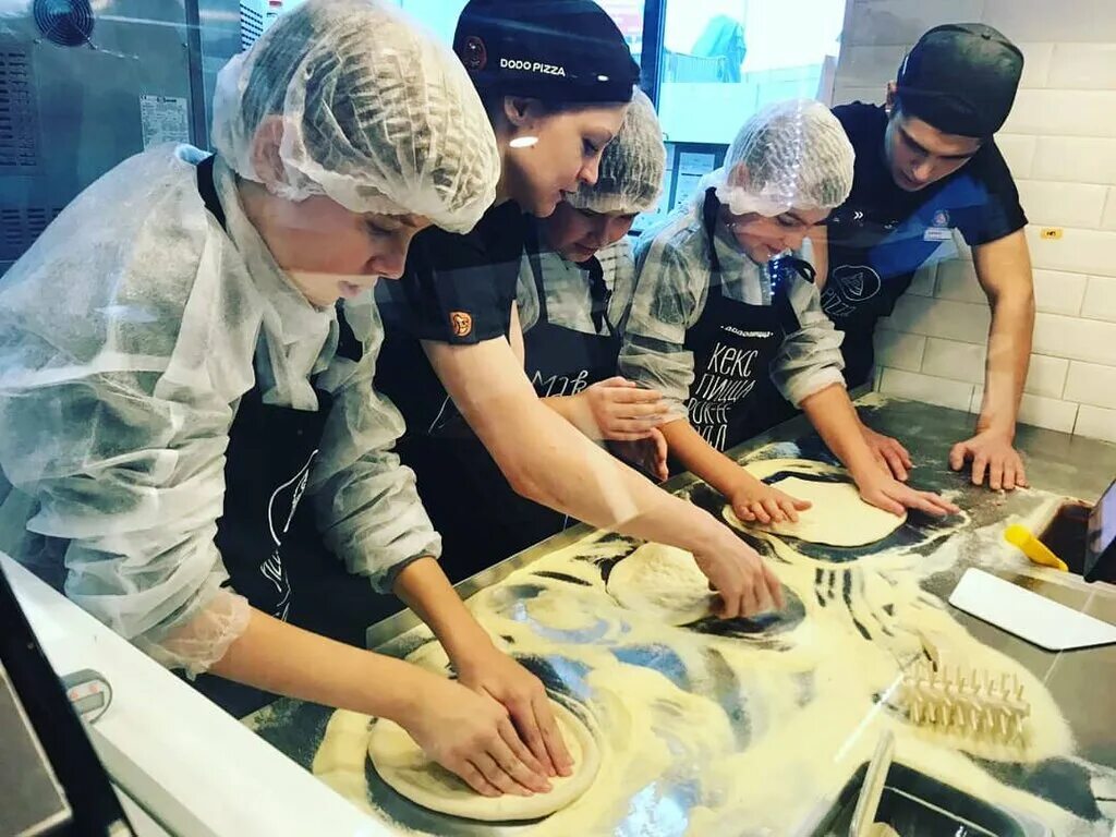 додо щербинка. кировоградская 13а додо пицца. додо пицца щербинка. додо пицца внутри белгород. курьер додо пицца.