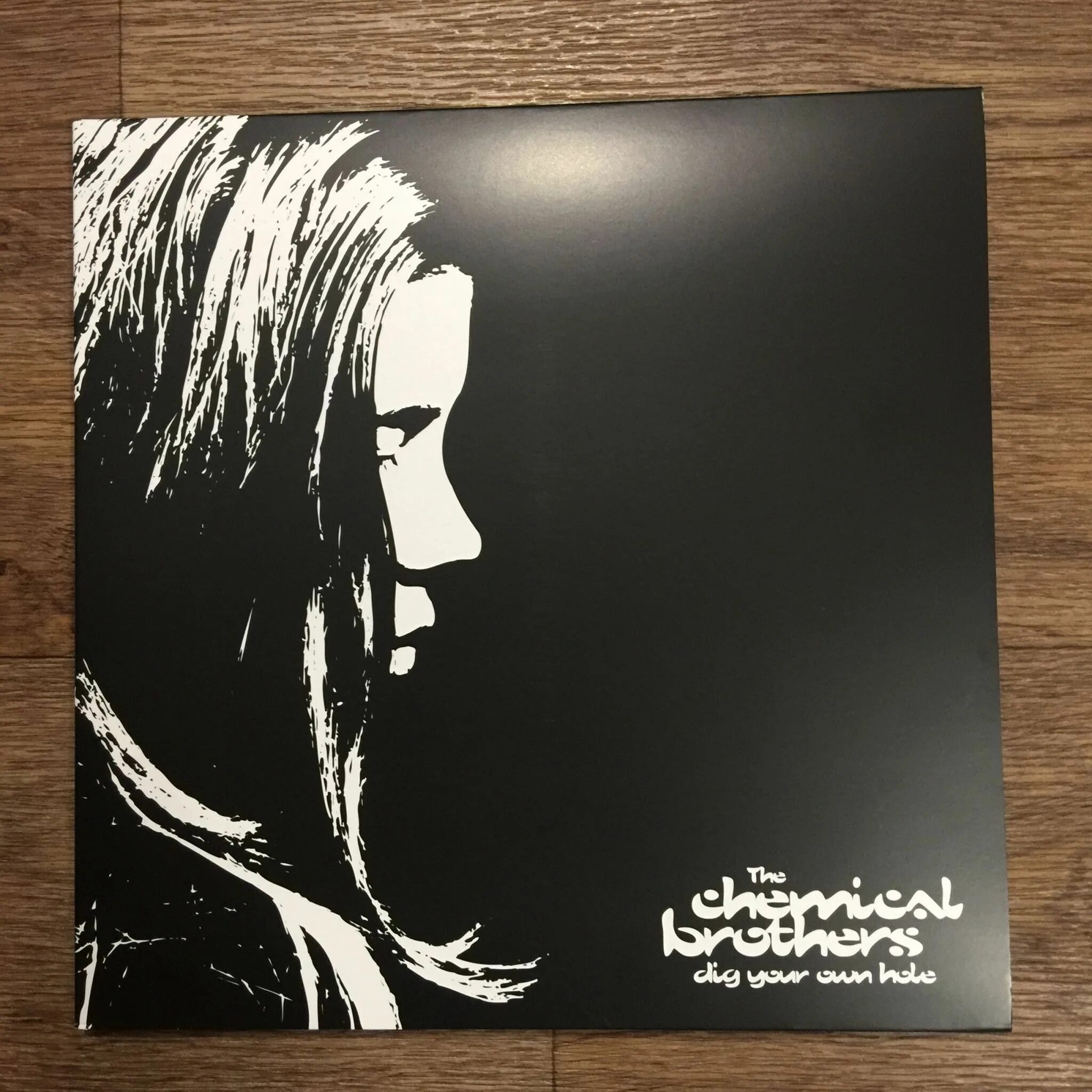Dig your own hole. The chemical brothers-dig your own hole винил. винил chemical brothers. chemical brothers dig your own hole. the chemical brothers / dig your own hole / 25th anniversary edition / 3 cd.