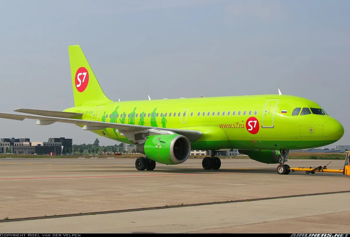 S 7 seven. S7 Airlines s7 Airlines. Самолет с7 Сибирь. Самолёты s7 Airlines Авиапарк. Самолет Сибирь s7.