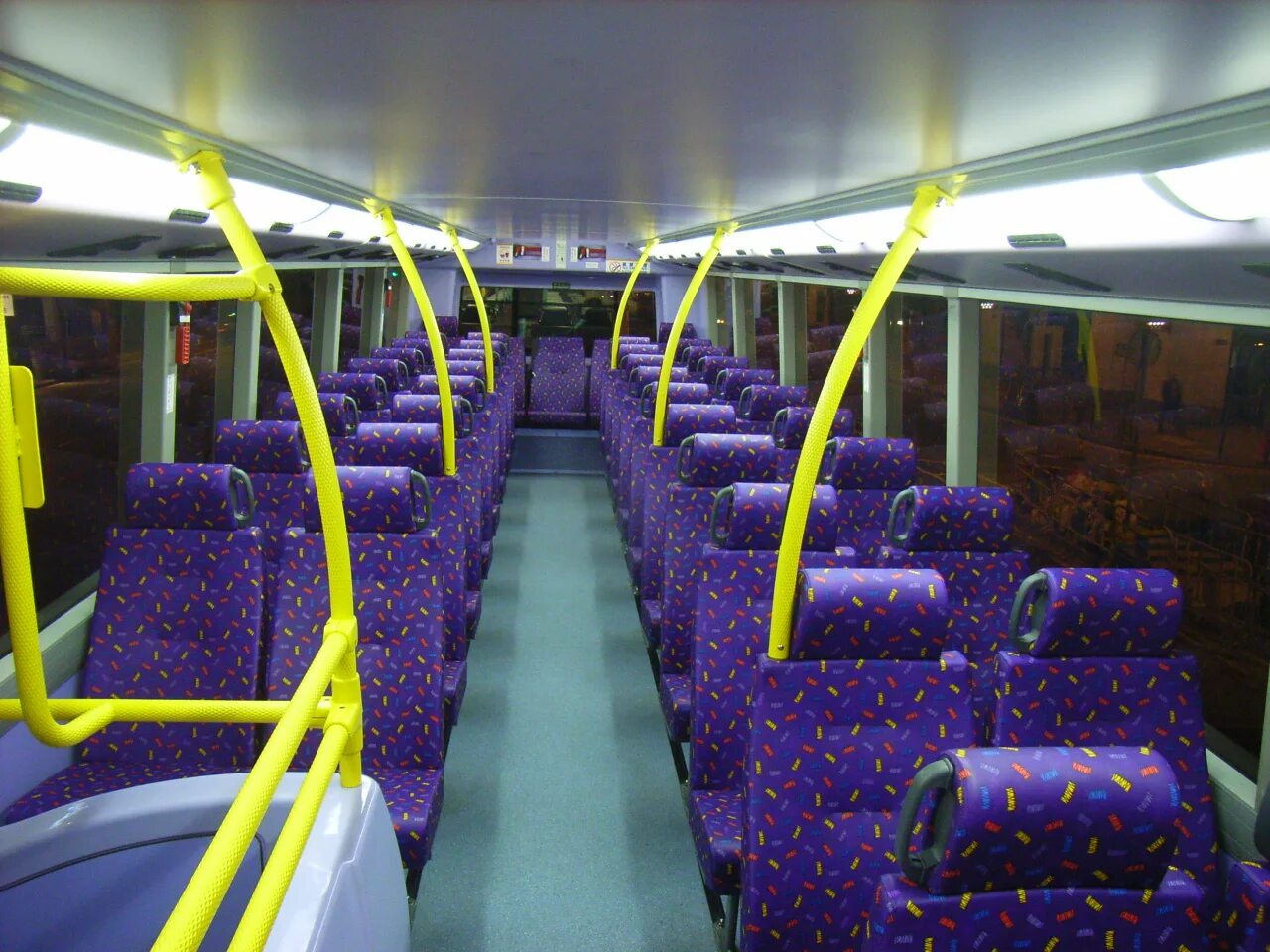 Bus seats. Международный автобус внутри. Какой комфорт в международных автобусах. Кухня в международном автобусе.