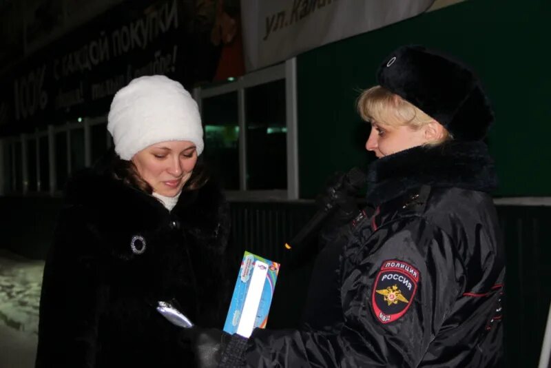 Томск кожевникова билеты. Барахолка в Кожевниково Томской области. Полиция Кожевниково. ДПС Кожевниково. Полиция с сиреной в Кожевниково.