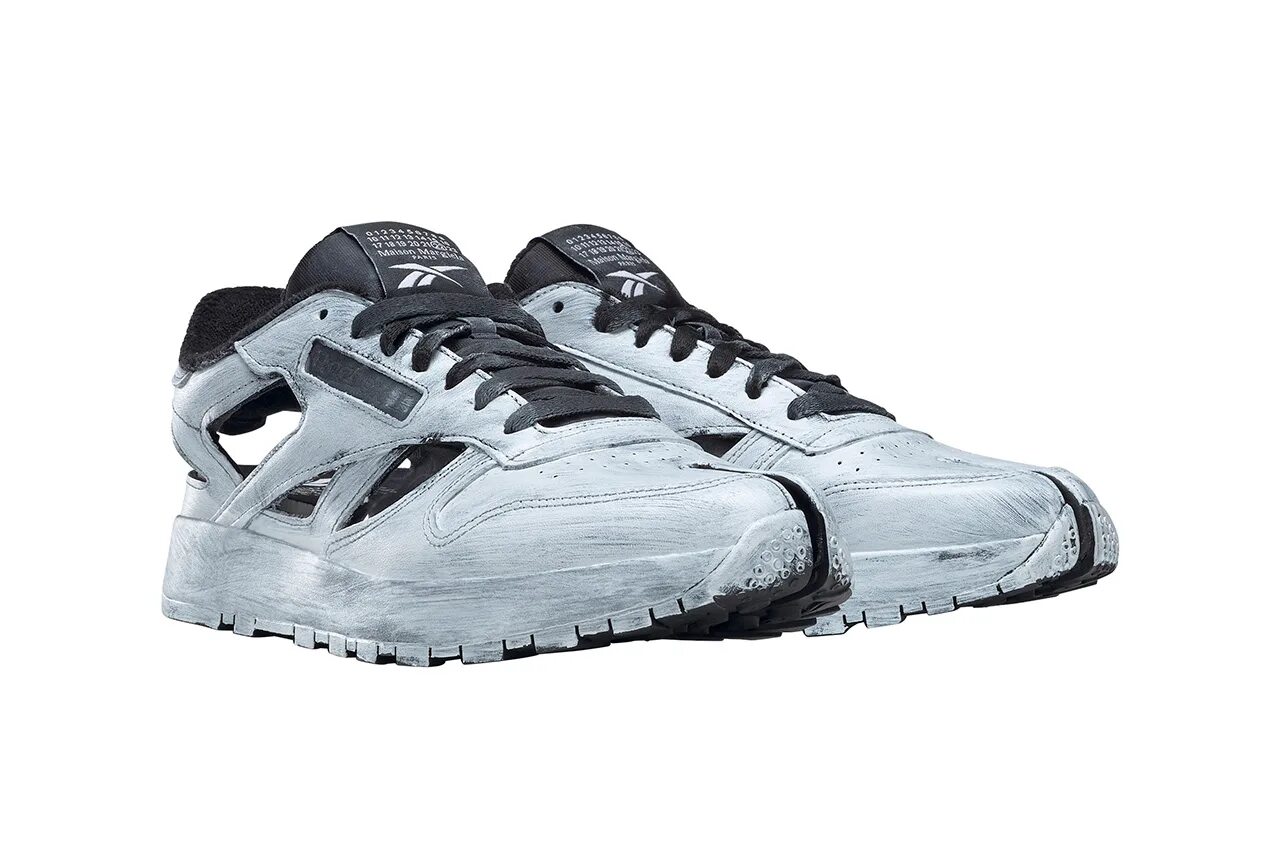 Maison margiela reebok tabi. Reebok x maison margiela. Maison margiela x reebok classic. Maison margiela reebok кроссовки. Maison margiela tabi reebok.