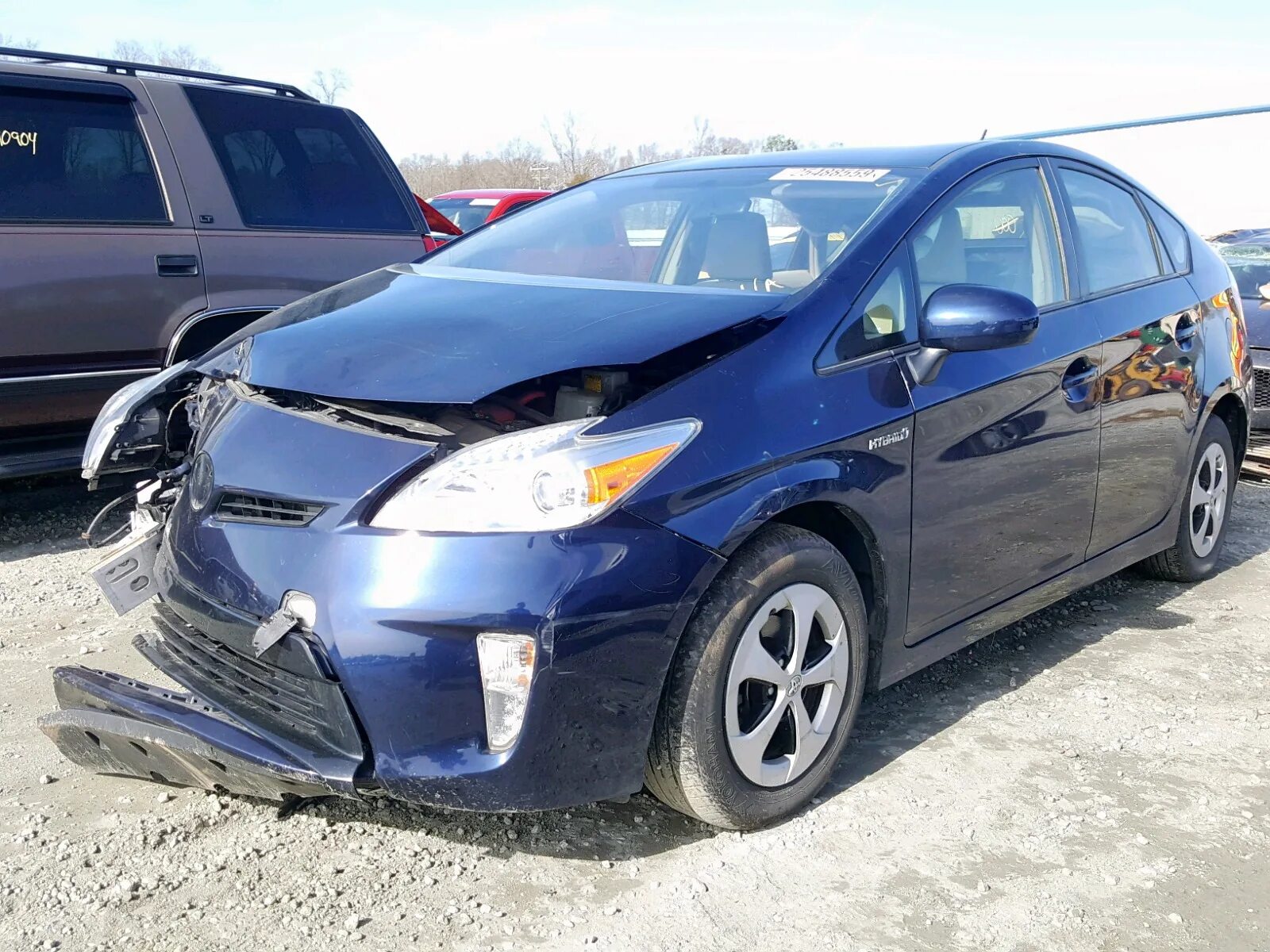 Приус альфа гибрид. Toyota Prius zvw30 GS. Prius Alpha картинки. Toyota Prius 1.8 весной на даче.