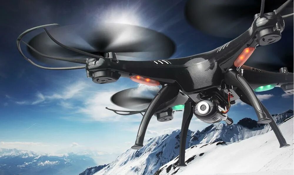 квадрокоптер 2024 году. здание drone. квадрокоптер доставщик. Dji phantom 4. квадрокоптер в полете.