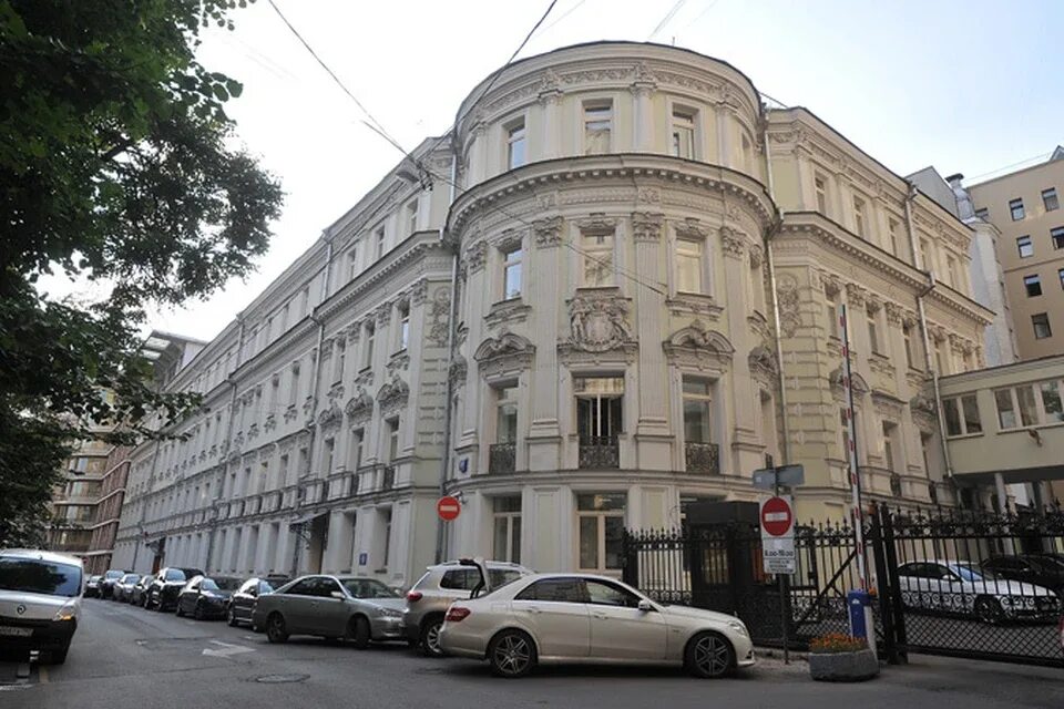 жилье центр москвы. жк андреевский на фрунзенской. апартаменты в башне федерация. турандот терраса. жилье центр москвы.