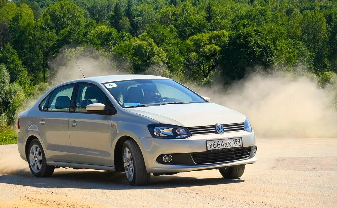 Поло седан купить москва. Volkswagen Polo sedan. Фольксваген поло седан 2011. Volkswagen Polo sedan 2011. Volkswagen Polo sedan 2021.