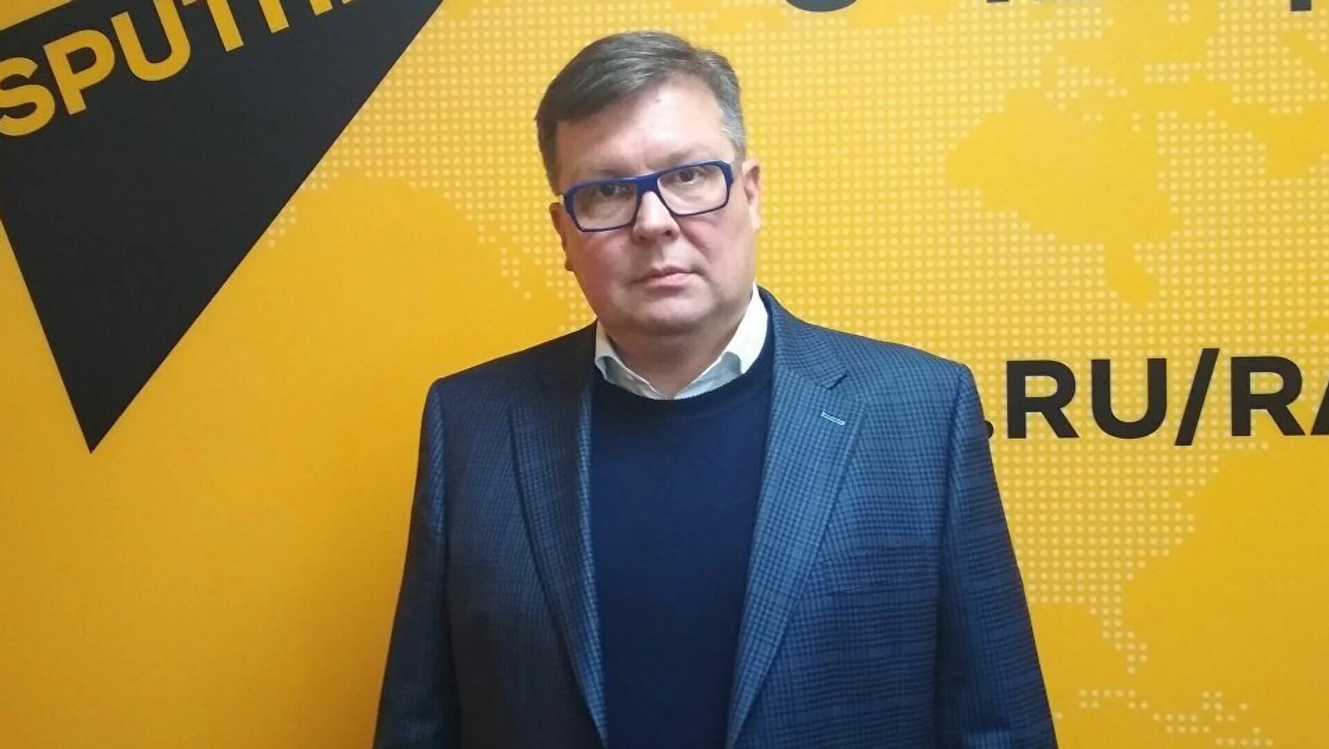 Директор международного. Алексей анатольевич мартынов. алексей мартынов политолог. директор института новейших государств алексей мартынов. алексей мартьянов политолог.