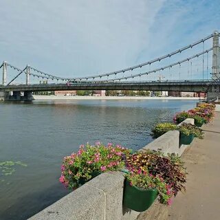 Москва река крымский мост