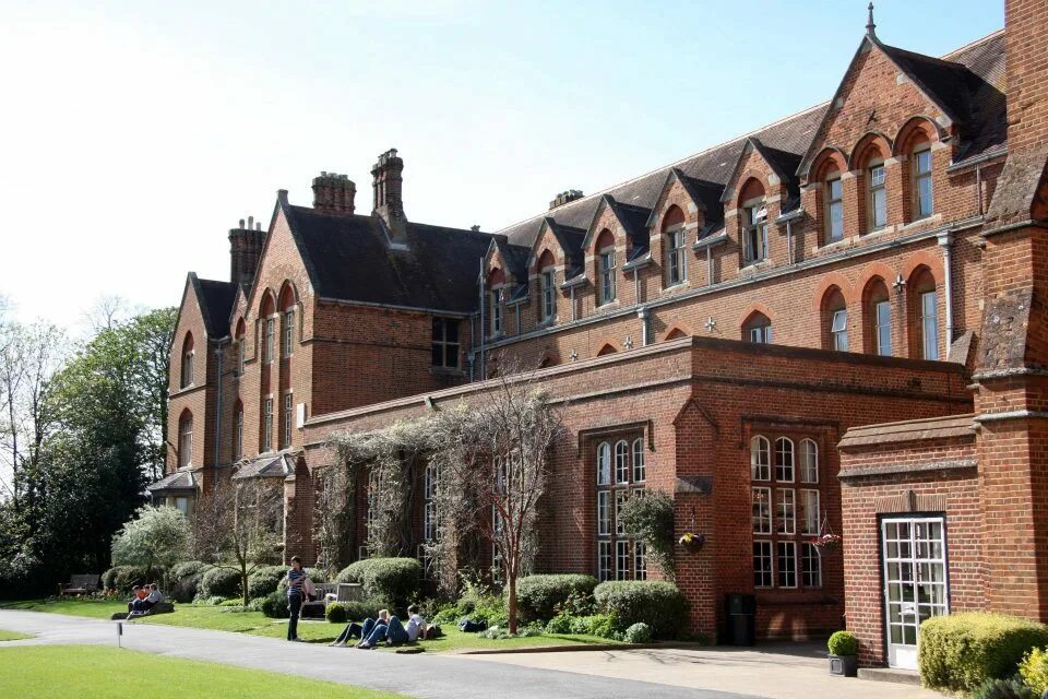 International colleges. Oxford international college. великобритания оксфорд колледж. школа: oxford college international, london. оксварт колледж.
