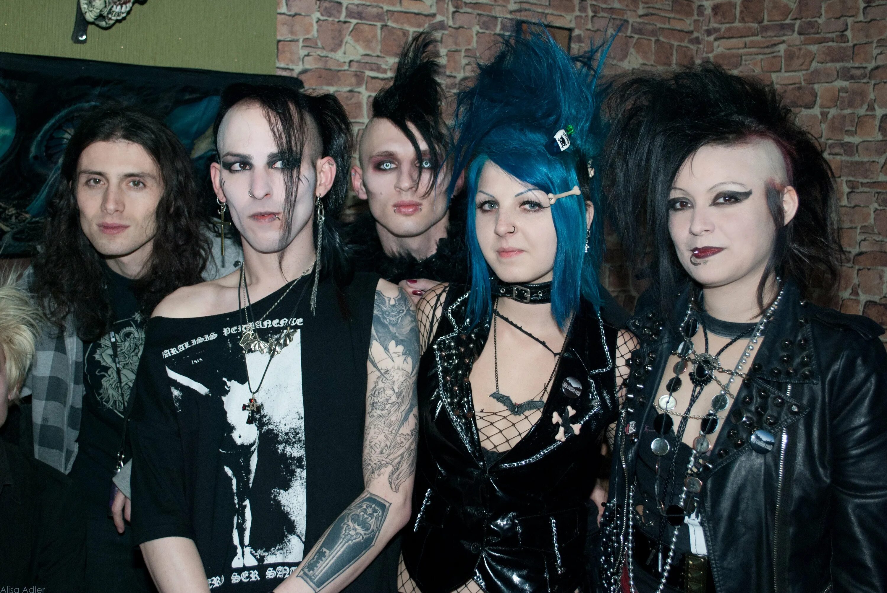 Нефор текс. Нефор текс. Нефор текс. Нефор текс. Панки молодежная субкультура.