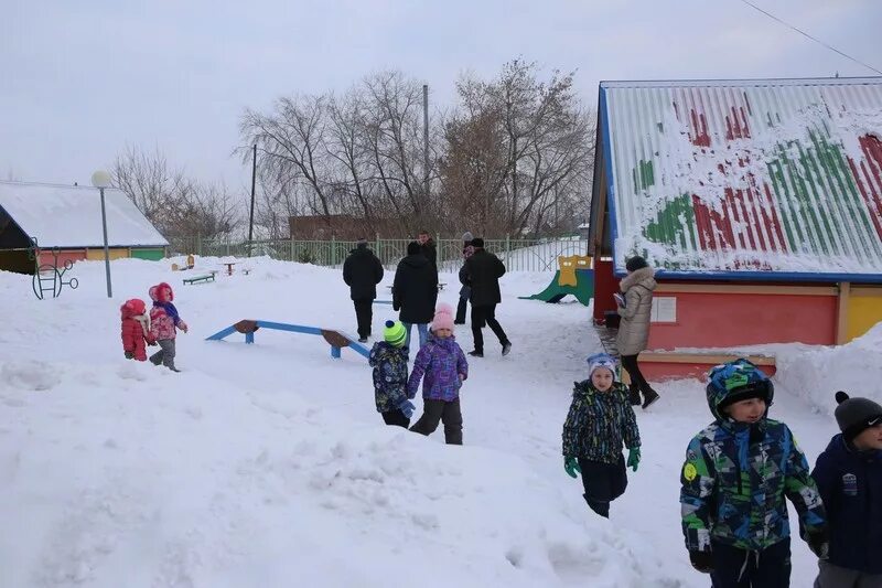 Пос ясногорский. Посёлок Ясногорский Кемеровская. Поселок Ясногорский Кемерово. Деревни Ясногорского поселения Кемеровский район. Пригородная школа Кемеровский район.