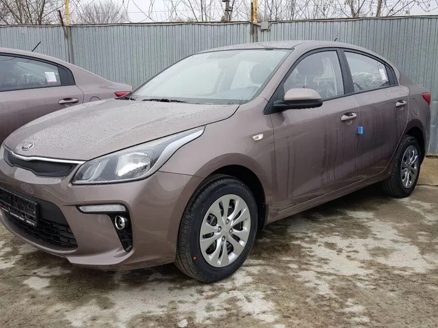 Kia rio цвета. Киа Рио Сиена Браун. Siena Brown Kia Rio. Киа Рио 4 Siena Brown. Цвета Kia Rio x-line Siena Brown.