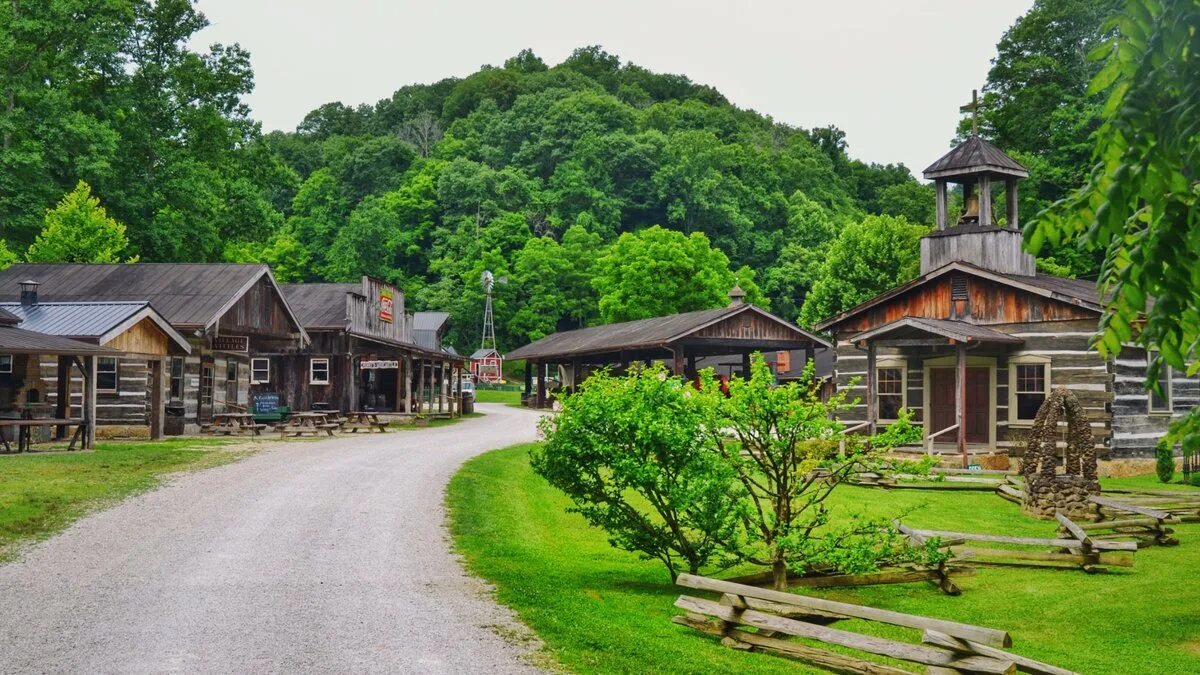 Cabana village. Музей-деревня (Heritage Village). West Virginia Хантингтон. Музей Западной Вирджинии. Аппалачи стиль домов.