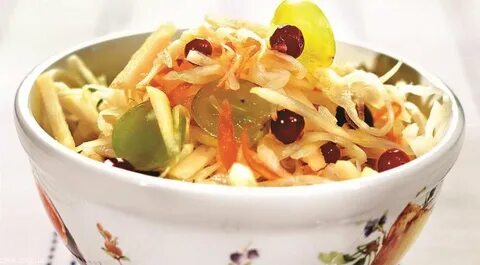 Капуста с изюмом маринованная быстрого приготовления