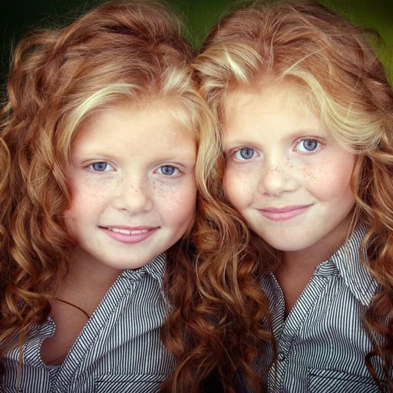 Тройняшки смит. Разнополые близнецы. Одинаковые ли близнецы. Одинаковые ли близнецы. Однояйцевые близнецы днк.