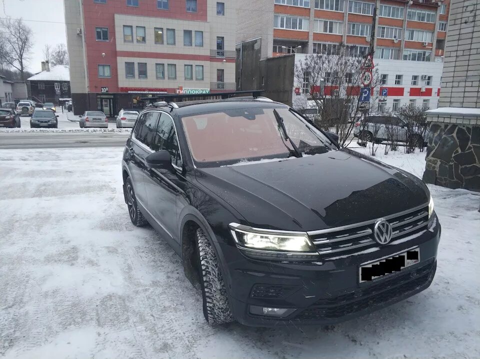 Стекло тигуан 2019 с подогревом. Альтермальное стеклт тигуан 2. атермальное стекло tiguan. атермальная пленка тигуан 2. атермальное стекло тигуан 2.