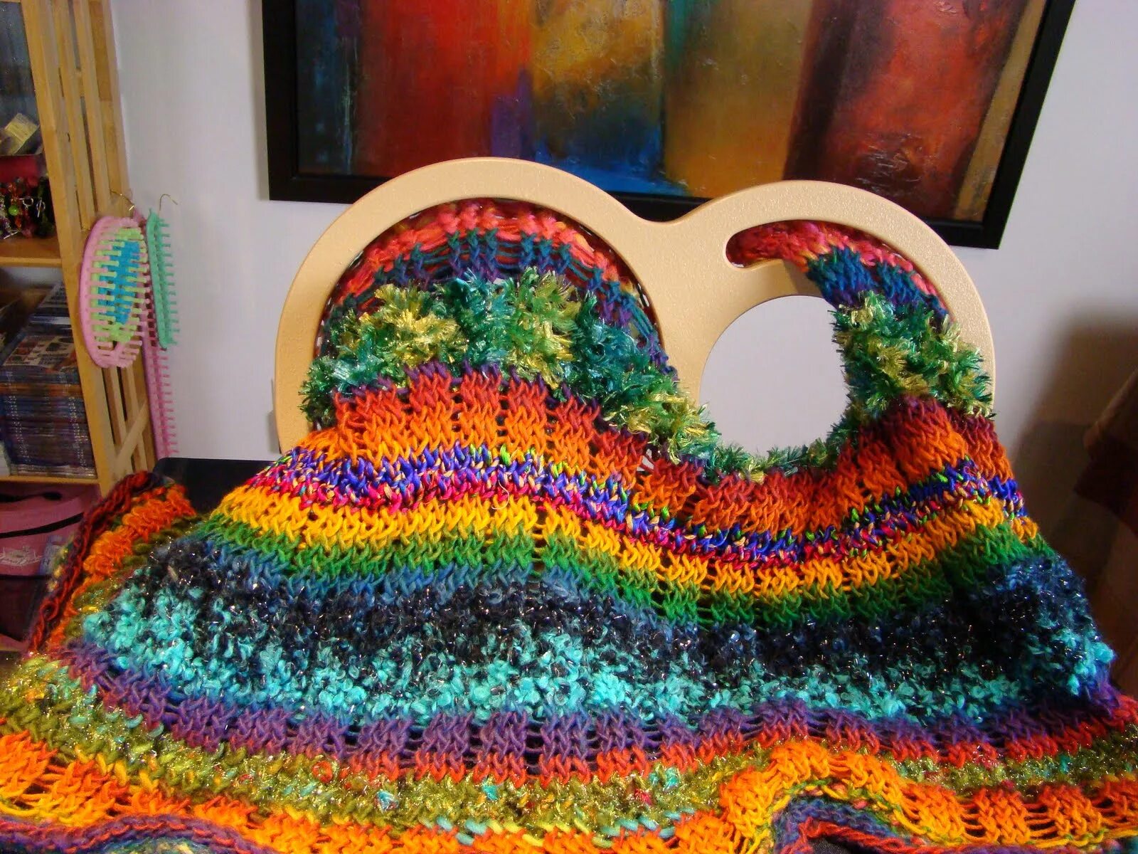 вязание на луме-пошаговое. пледы loom knits. плед на луме. плед из ровницы на луме. плед из ровницы на луме.