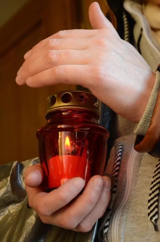 Лампадка 65мм. Лампадка для ладана. Паучок для лампадки. Фитиль для лампады. Как правильно зажигать лампадку в домашних условиях.