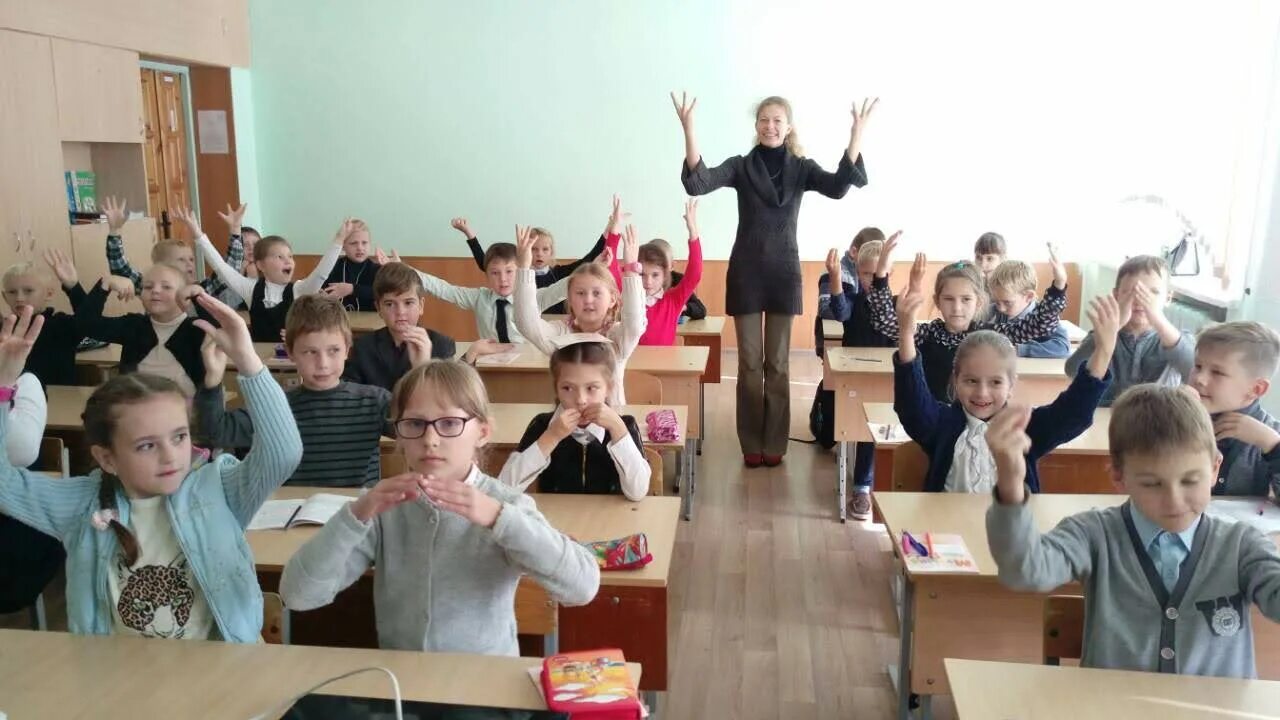 Дети с нарушением зрения в школе. Слухи про школу. Слухи про школу. Слухи про школу. Школы для глухих и слабослышащих.