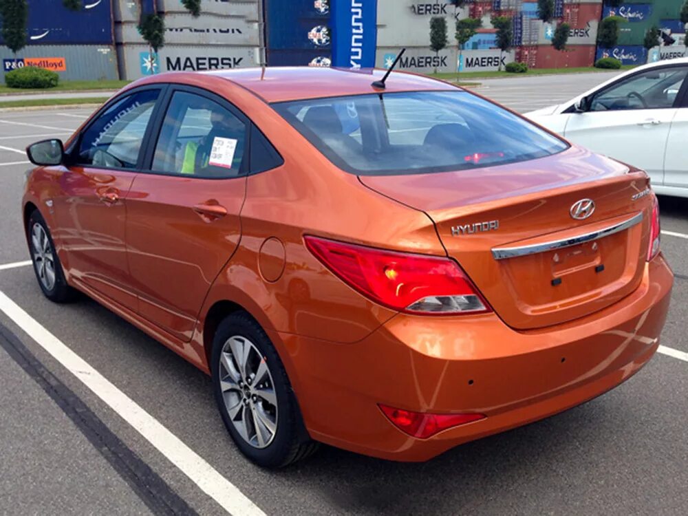4 at. Hyundai solaris sedan. Hyundai solaris 2014. хендай солярис седан 2014 года. хендай солярис седан 2014 года.