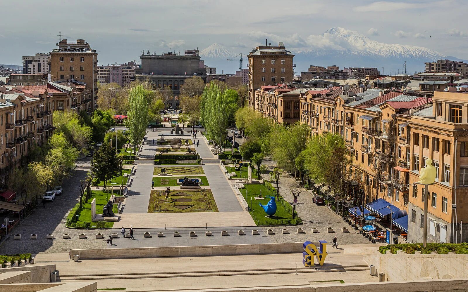 КЕНТРОН (район Еревана). Ереван центр города. Ереванский Каскад Армения. Каскад Таманян Ереван. Ереван кентрон