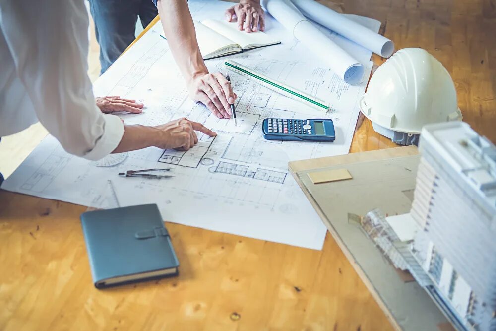 Инженер проектировщик. Разработка чертежей. Чертежи проектировщика. Атрибуты архитектора. Чертежи строитель черно белые.