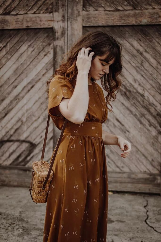 Classic style we are addicted to Corin Clark Beauty around the world, Fashion, H