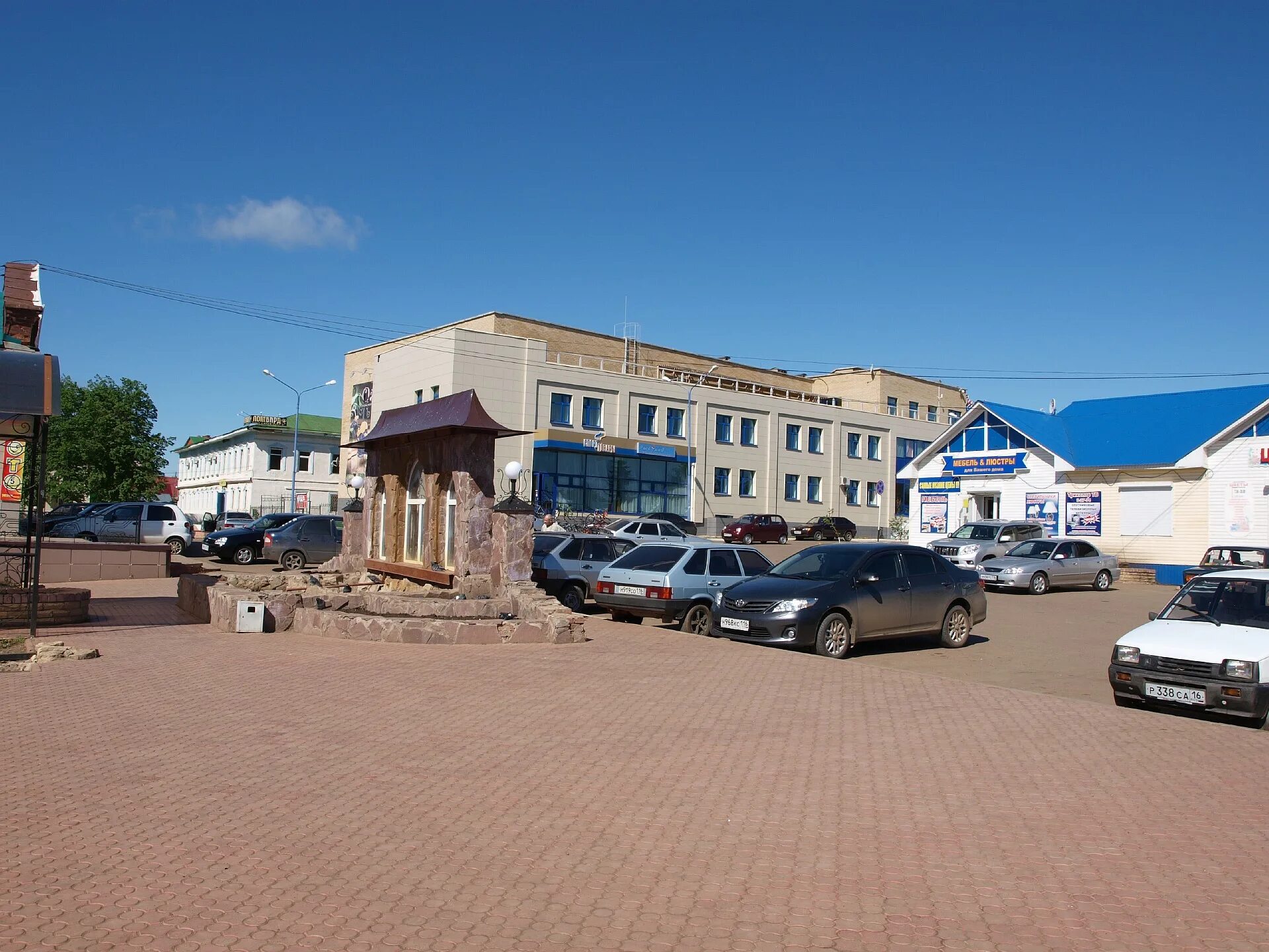 мензелинский краеведческий музей. улица карла маркса мензелинск. старый мензелинск. мензелинск центр города. изыскателей 4/2 мензелинск.